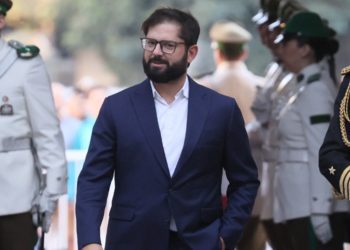 Presidente Gabriel Boric declaró en calidad de imputado en caso de venta de casa de expresidente Allende