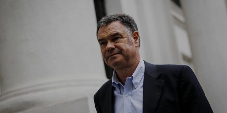 Manuel José Ossandon (RN) gana la presidencia del Senado con apoyo oficialista y derrota a Felipe Kast