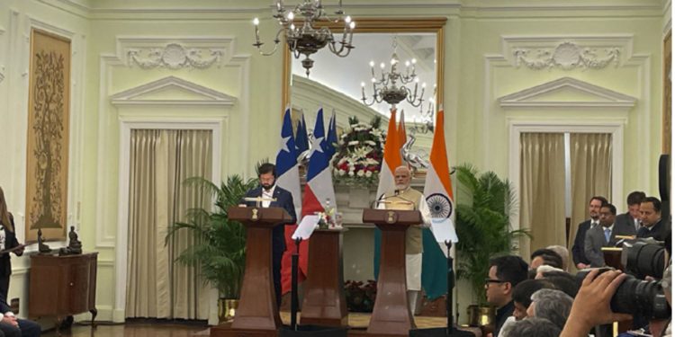 Boric compromete firma de acuerdo económico integral con India