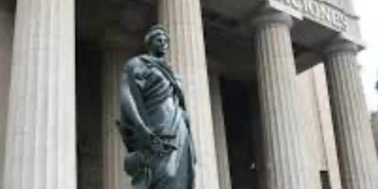 Colegio de Abogados solicita a Corte de Apelaciones de Valparaíso reconsiderar idea de poner fin a alegatos por videoconferencia