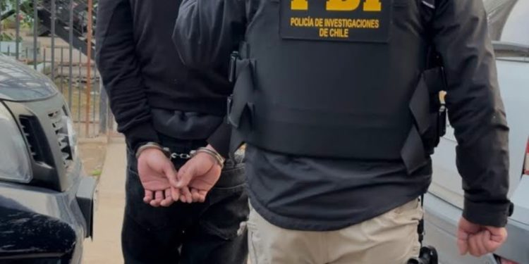 Detienen a Madre que había sustraído a su propia hija de tres meses desde Hospital El Carmen