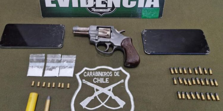 Carabineros detuvo a sujeto que disparaba desde un auto en Limache