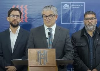 Ministerio de Hacienda y CUT sellan acuerdo por salario mínimo que Proponen alza para llegar a $529 mil