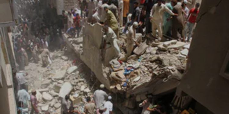 Pakistán cifra en ocho los civiles fallecidos y 35 heridos por bombardeos indios