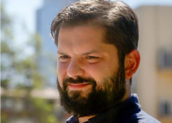 Claudio Bravo se transforma en viral tras increpar a conductor ebrio en la Ruta 5