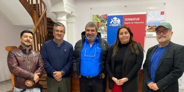 Desarrollo socioemocional docente y quehacer pedagógico