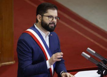 Presidente Boric pide al Congreso «no negar el debate» al aborto legal en medio de la Cuenta Pública