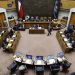 Senado despacha reforma al sistema político con umbral del 5% y pérdida de escaño por renuncia al partido