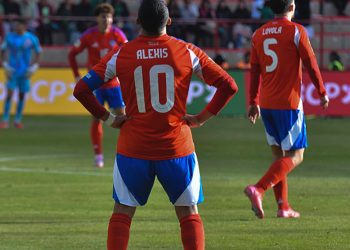 Senado despacha reforma al sistema político con umbral del 5% y pérdida de escaño por renuncia al partido