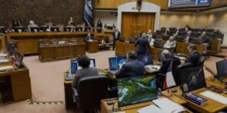 Corte Suprema de Argentina confirma condena a Cristina Fernández de seis años de prisión