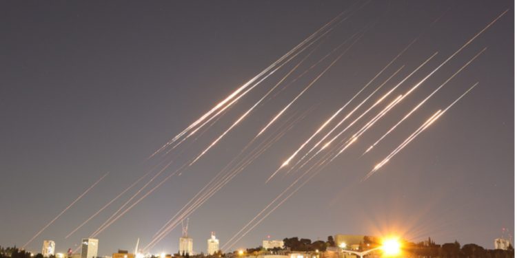 Wanderers mira el ascenso tras goleada aplastante por 5-1 a Cobreloa