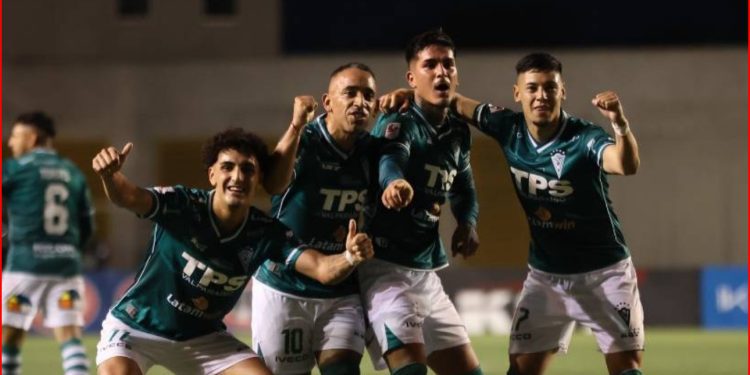 Wanderers mira el ascenso tras goleada aplastante por 5-1 a Cobreloa