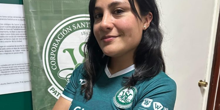 Exalumna de Derecho UV presidirá Corporación Santiago Wanderers tras ganar histórica elección de directorio