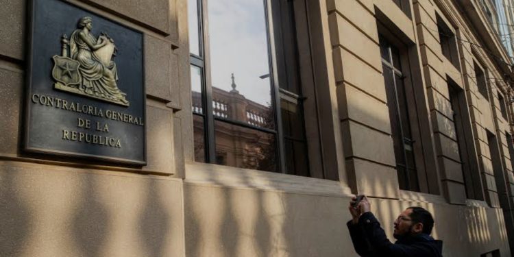 Municipio de Concón entrega alarmas de seguridad para el comercio local