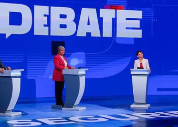 Ingresan querella contra médicos de Hospital Gustavo Fricke tras muerte de recién nacida