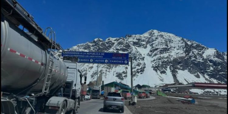 Cierran hoy Paso Los Libertadores por sistema frontal