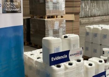 Aduana decomisó 783 kilos de precursores químicos en operativo en el puerto de San Antonio