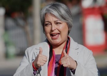 12.000 jóvenes comenzaron a recibir computadores con internet de la Beca TIC en la Región de Valparaíso