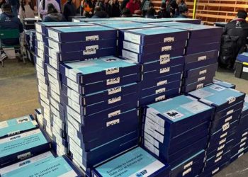 12.000 jóvenes comenzaron a recibir computadores con internet de la Beca TIC en la Región de Valparaíso