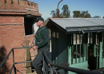 Reo muere tras recibir golpiza por parte de otros internos en cárcel de Curicó