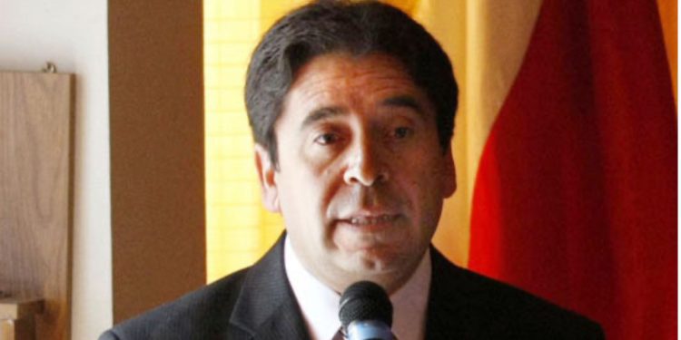 Evelyn Matthei echa pie atrás con denuncia criminal contra republicanos