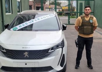 Carabineros detiene a dos hombres de 38 y 19 años en operativo por clonación de vehículos