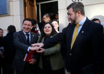 700 alumnos quedarían sin sede por grave crisis de colegio María Auxiliadora en Viña