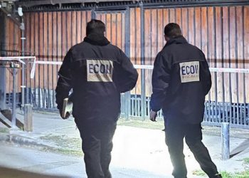 Operativo nocturno salva a tres kayakistas atrapados en el río Aconcagua en Concón