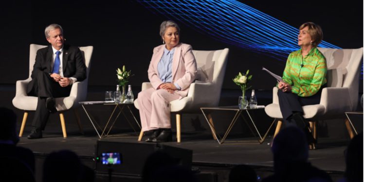 Operativo nocturno salva a tres kayakistas atrapados en el río Aconcagua en Concón