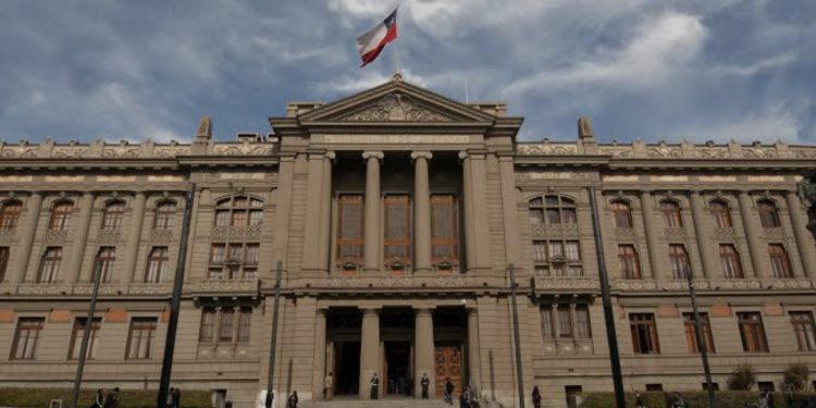 Matta en Nueva York: una conversación entre Rafael Gumucio y Justo Pastor Mellado