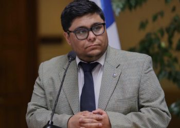 Alcaldesa de La Cruz gestiona mejoras viales con el Ministerio de Obras Públicas