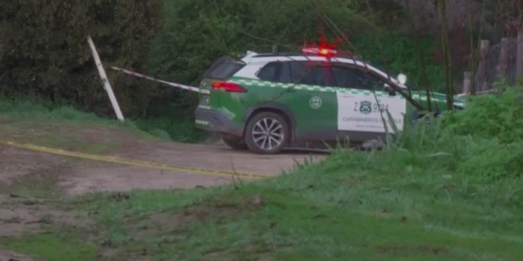 Hombre muere tras ser atropellado con su propio vehículo en medio de robo en Curacaví