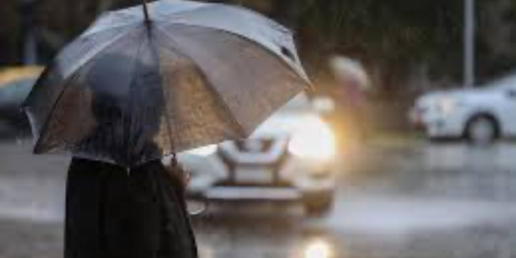 Encuentran automóvil quemado que sería del hombre asesinado en su casa en Curacaví