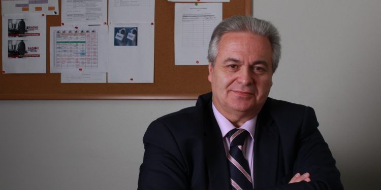 El desempleo profesional y el valor de la educación