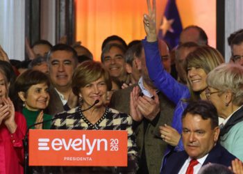 Alcalde de San Antonio no descarta que mesa negociadora por megatoma