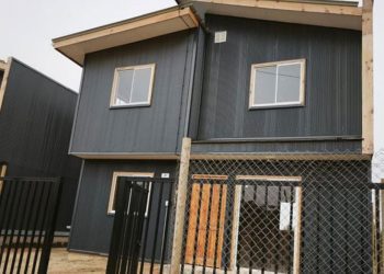 Minvu entregó las primeras 40 viviendas de El Vergel en Valparaíso tras más de 10 años de espera