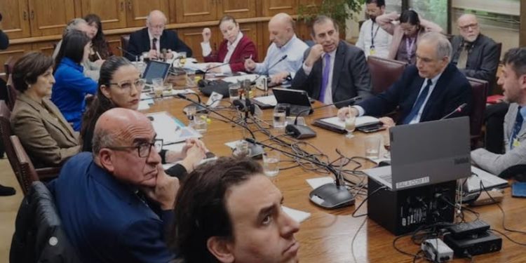 Comisión de Salud del Senado aprueba en general proyecto de eutanasia