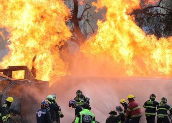 Revista Desórdenes presentó su segundo volumen con una fiesta surrealista en Sala Viña
