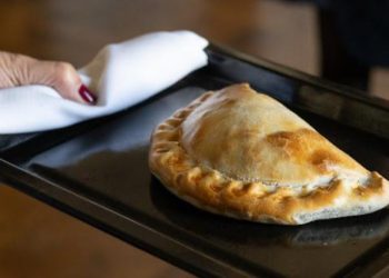 Revista Desórdenes presentó su segundo volumen con una fiesta surrealista en Sala Viña