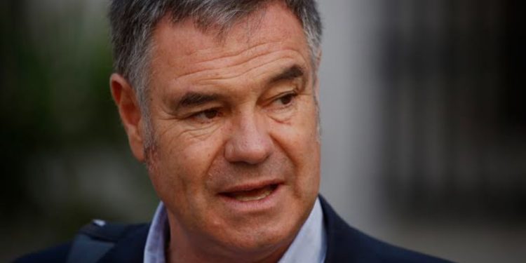 Ramón Díaz Eterovic obtiene el Premio Nacional de Literatura 2025