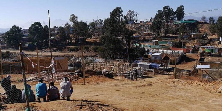 Esta semana comienza demolición de toma en predio de la familia Correa en Quilpué