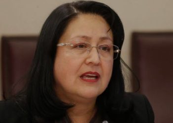 Dorothy Pérez recibe ovación del mundo empresarial en ENADE