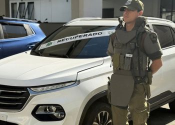 Dorothy Pérez recibe ovación del mundo empresarial en ENADE