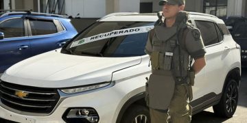 Dorothy Pérez recibe ovación del mundo empresarial en ENADE