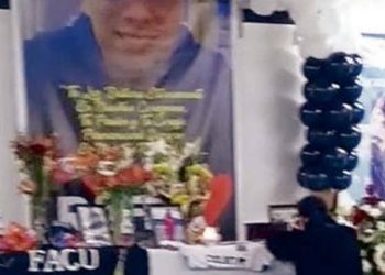 Bolivia elige presidente este domingo en segunda vuelta entre opositores, en medio de crisis económica