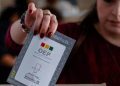 Bolivia elige presidente este domingo en segunda vuelta entre opositores, en medio de crisis económica