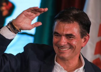 Tragedia en Limache luego que dos adultos mayores fallecieran en incendio que destruyó dos viviendas