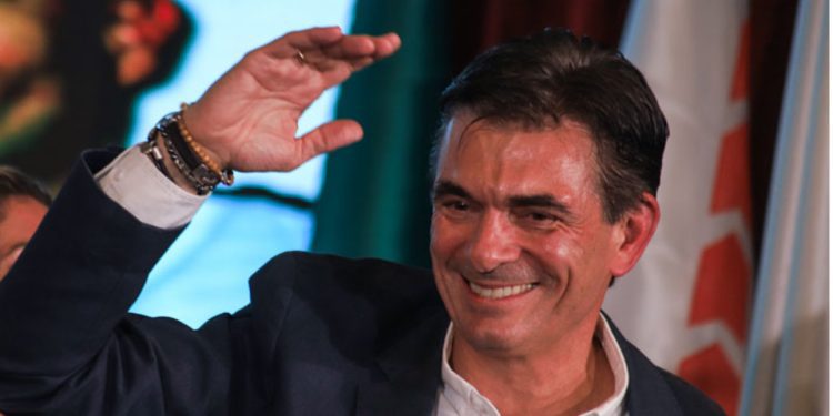 Tragedia en Limache luego que dos adultos mayores fallecieran en incendio que destruyó dos viviendas