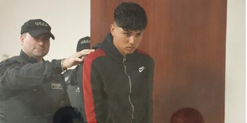 ¿Por qué hay que lavar la ropa nueva?