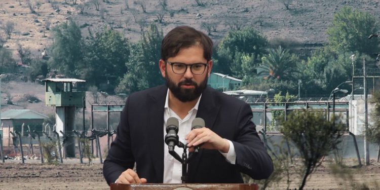 Presidente Boric confirma fin de Punta Peuco como penal para violadores de DDHH